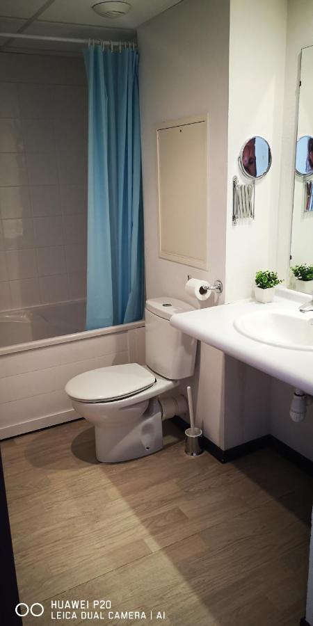 Studio 24M2 Au 4Eme Etage Ascenseur A Cote De La Gare Sncf Lourdes Exterior photo